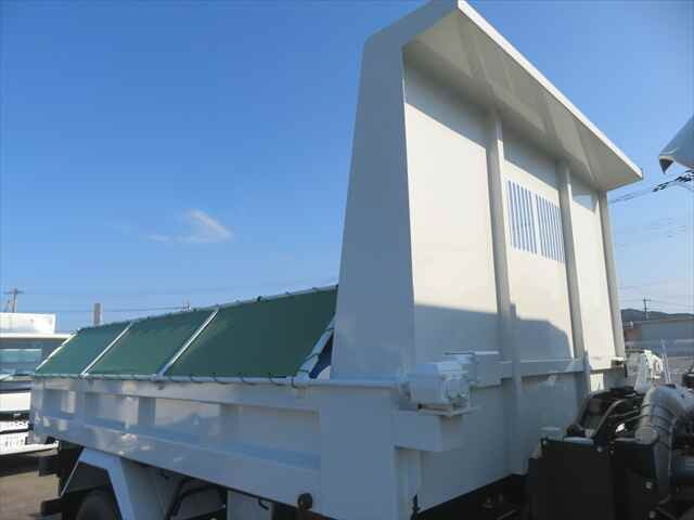 三菱ふそうファイターダンプ中型（4t）[写真16]