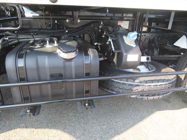 三菱ふそうファイターダンプ中型（4t）[写真18]