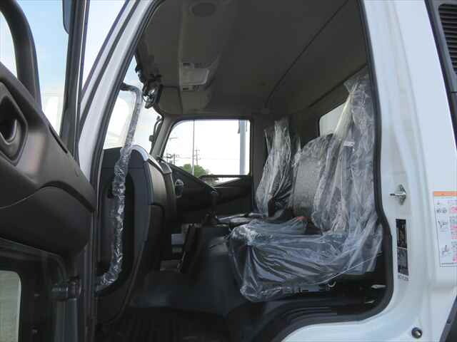 三菱ふそうファイターダンプ中型（4t）[写真36]