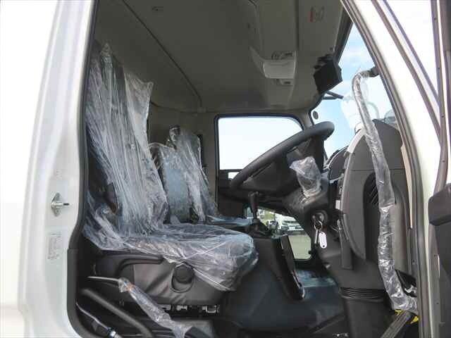 三菱ふそうファイターダンプ中型（4t）[写真37]