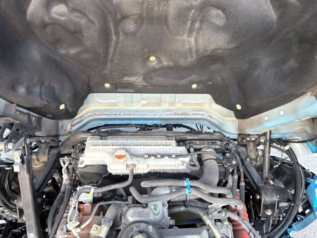 日野プロフィアトレーラーヘッド（トラクターヘッド）大型（10t）[写真17]