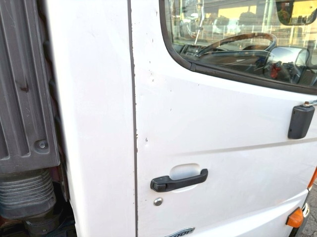 日野レンジャーミキサー車（コンクリートミキサー）増トン（6t・8t）[写真22]