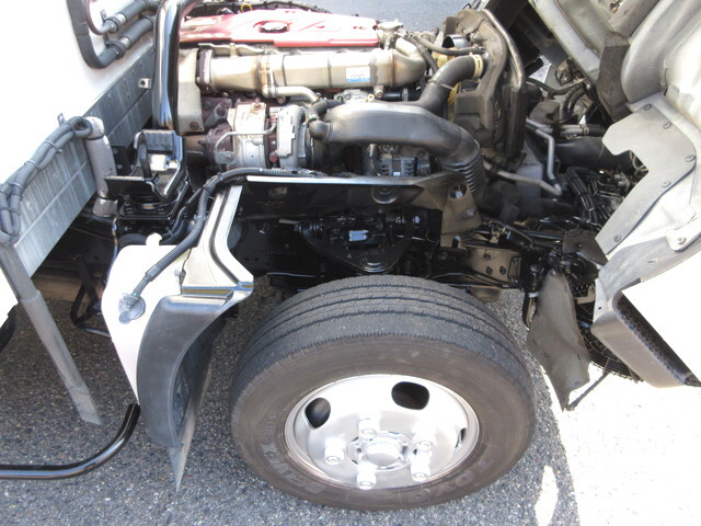 日野デュトロ冷凍車（冷蔵車）小型（2t・3t）[写真27]