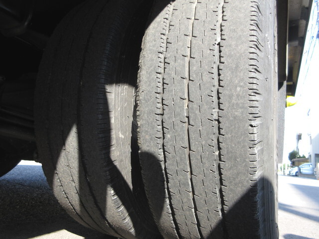 日野デュトロ冷凍車（冷蔵車）小型（2t・3t）[写真38]