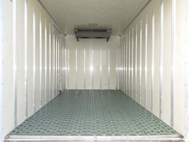 日野デュトロ冷凍車（冷蔵車）小型（2t・3t）[写真08]