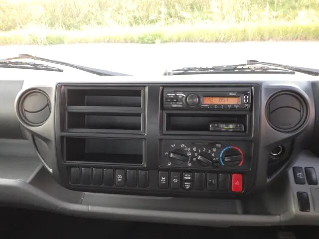 日野デュトロ平ボディ小型（2t・3t）[写真10]