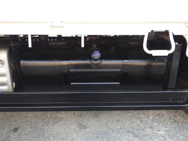 日野デュトロ平ボディ小型（2t・3t）[写真24]