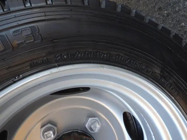 日野デュトロ平ボディ小型（2t・3t）[写真37]