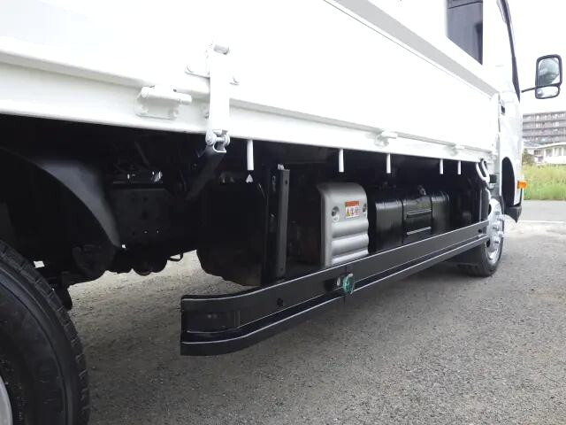 日野デュトロ平ボディ小型（2t・3t）[写真30]