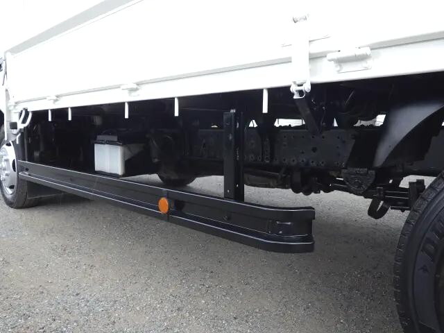 日野デュトロ平ボディ小型（2t・3t）[写真32]