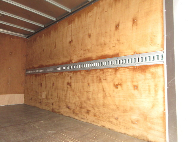 トヨタトヨエースアルミバン小型（2t・3t）[写真11]