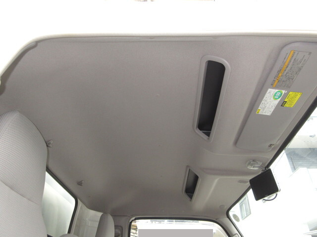 トヨタトヨエースアルミバン小型（2t・3t）[写真21]