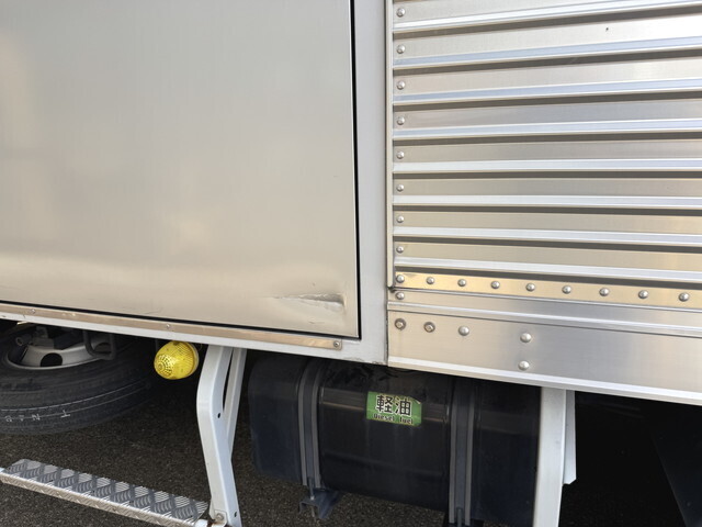 日野レンジャーアルミバン中型（4t）[写真12]