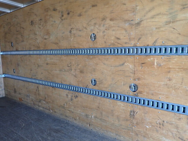 日野レンジャーアルミバン中型（4t）[写真23]