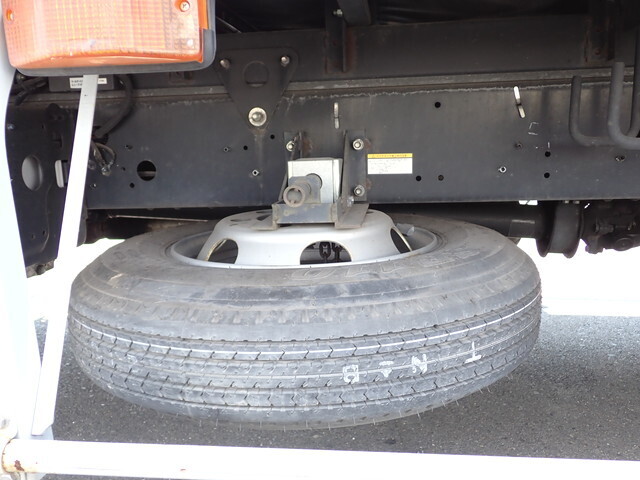 日野レンジャーアルミバン中型（4t）[写真32]