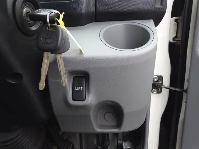 トヨタダイナ平ボディ小型（2t・3t）[写真21]