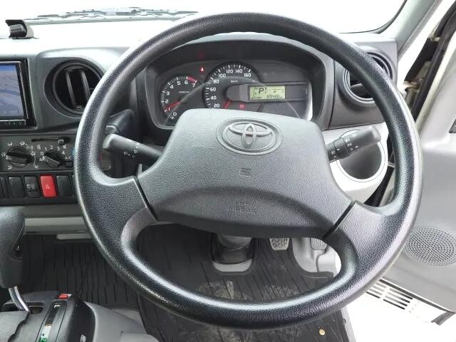 トヨタダイナ平ボディ小型（2t・3t）[写真23]