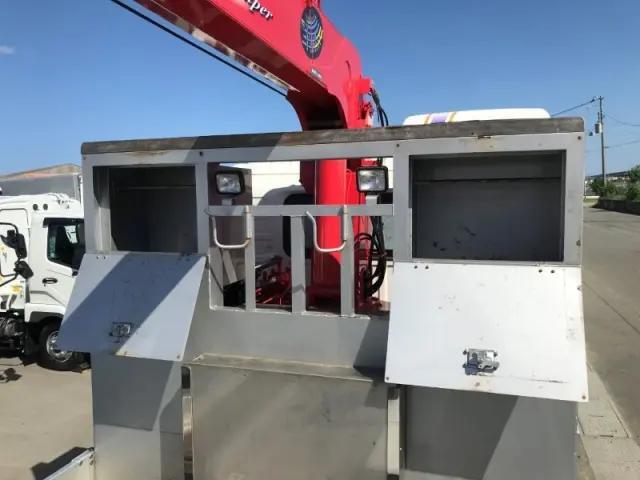 日野プロフィアセルフクレーン4段大型（10t）[写真27]