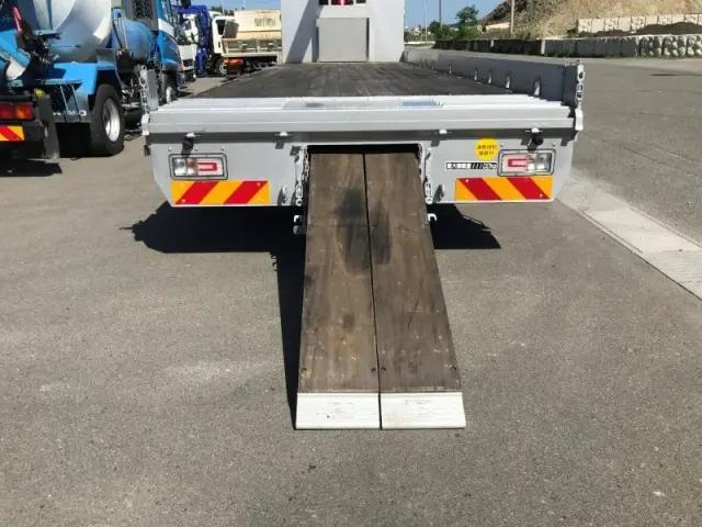 日野プロフィアセルフクレーン4段大型（10t）[写真38]