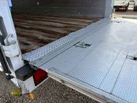 いすゞフォワードアルミウイング中型（4t）[写真14]