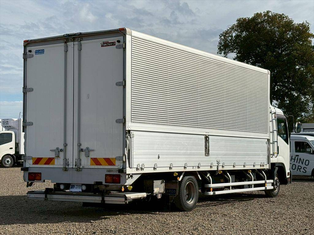 いすゞフォワードアルミウイング中型（4t）[写真04]