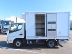 日野デュトロ冷凍車（冷蔵車）小型（2t・3t）[写真29]