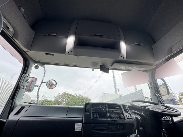 いすゞフォワードアルミウイング中型（4t）[写真12]