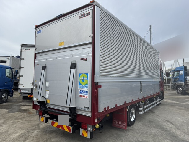 いすゞフォワードアルミウイング中型（4t）[写真04]