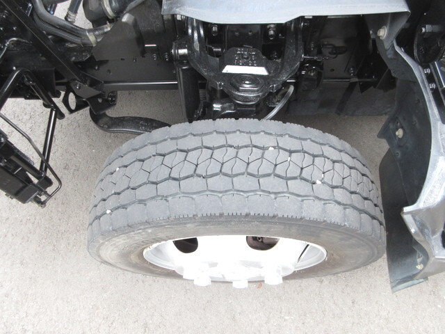 日産アトラスアルミウイング小型（2t・3t）[写真32]