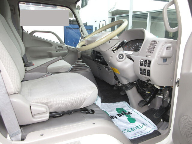 日野デュトロアルミウイング小型（2t・3t）[写真18]