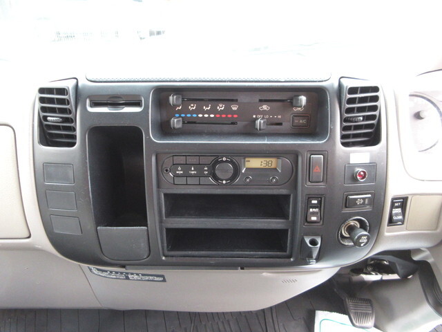 日野デュトロアルミウイング小型（2t・3t）[写真25]