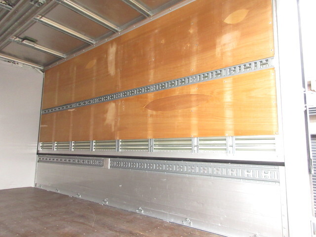 日野デュトロアルミウイング小型（2t・3t）[写真09]