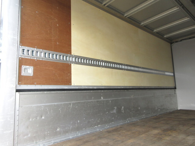 日野デュトロアルミウイング小型（2t・3t）[写真10]