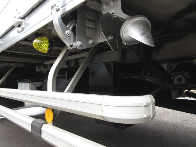 日野デュトロアルミウイング小型（2t・3t）[写真36]