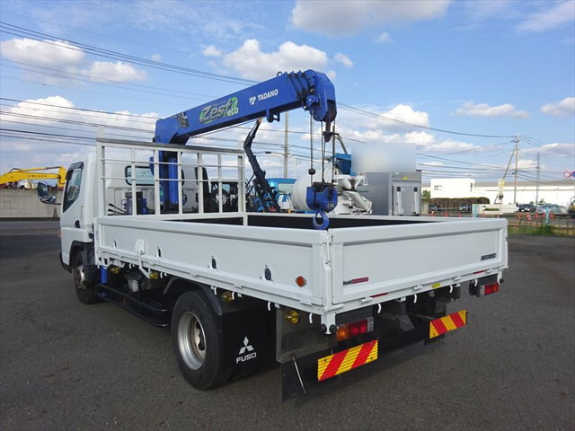 三菱ふそうキャンタークレーン4段小型（2t・3t）[写真02]