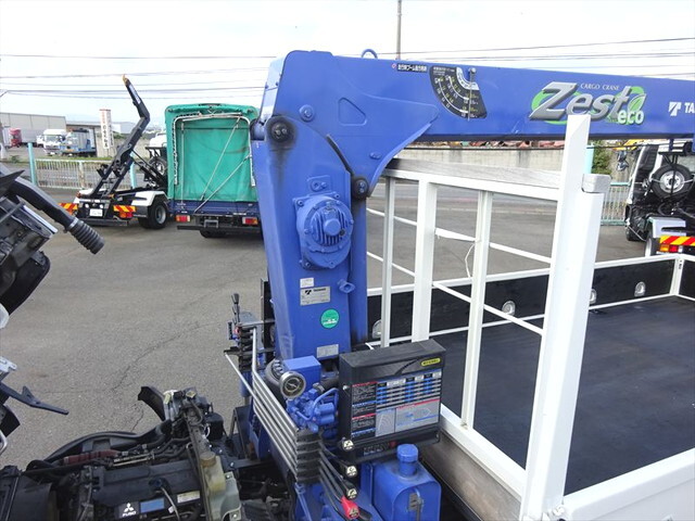 三菱ふそうキャンタークレーン4段小型（2t・3t）[写真36]