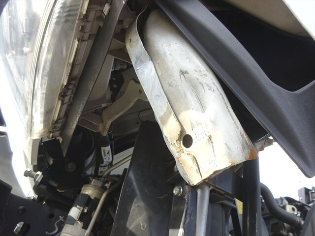 三菱ふそうキャンタークレーン4段小型（2t・3t）[写真39]