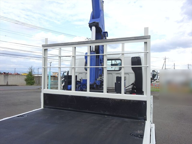 三菱ふそうキャンタークレーン4段小型（2t・3t）[写真09]