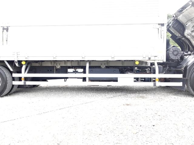 いすゞフォワードアルミウイング中型（4t）[写真10]