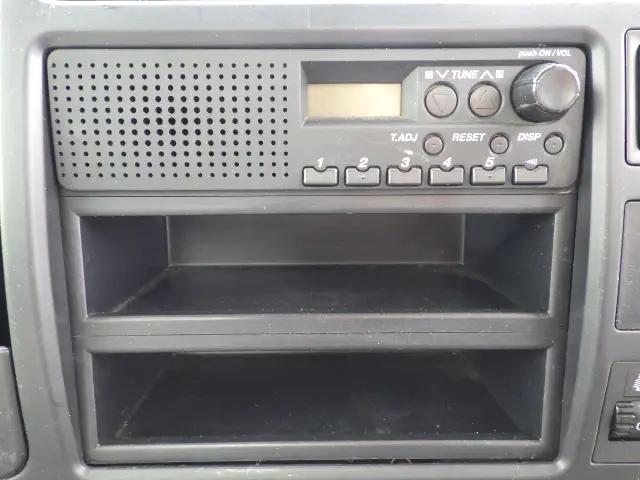 トヨタトヨエース平ボディ小型（2t・3t）[写真11]