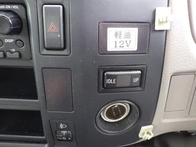 トヨタトヨエース平ボディ小型（2t・3t）[写真13]