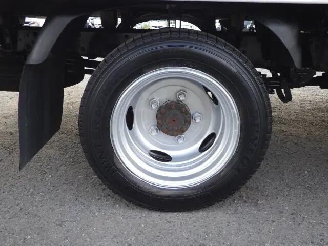 日野デュトロ平ボディ小型（2t・3t）[写真23]