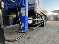 UDトラックスコンドルクレーン3段増トン（6t・8t）[写真27]