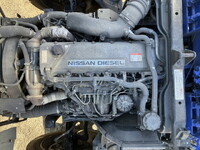 UDトラックスコンドルクレーン3段増トン（6t・8t）[写真32]