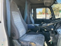 UDトラックスコンドルクレーン3段増トン（6t・8t）[写真35]