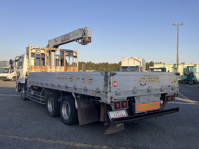 UDトラックスコンドルクレーン3段増トン（6t・8t）[写真04]