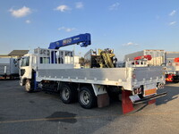 UDトラックスコンドルクレーン3段増トン（6t・8t）[写真05]