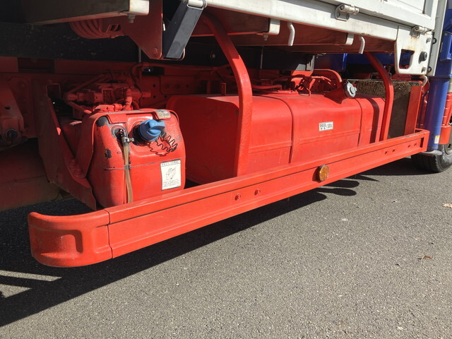 三菱ふそうキャンタークレーン4段小型（2t・3t）[写真21]