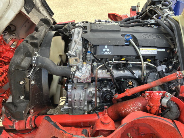 三菱ふそうキャンタークレーン4段小型（2t・3t）[写真29]