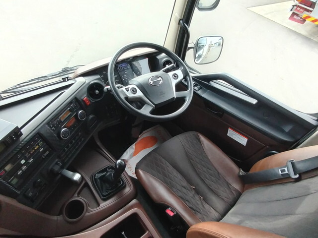 日野プロフィア冷凍車（冷蔵車）大型（10t）[写真25]